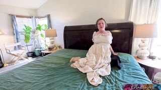 Stepmom needs semen to get preggo and lets stepson put it unfathomable inside her snatch