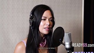 Time Freezes And Their Studio Session Gets Hands On