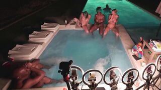 Hardcore Sexy Tub Fuckfest Deliah Grace, Lyric Sky & Nikki Zee