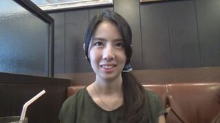 Yukari - Housewife Pick-Up (31y Old) Vol. 1