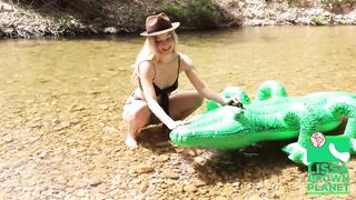 Inflatable Wildlife Explorer Arrives at the Inflatable Web page; It's Very Dangerous!