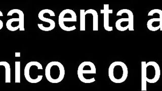 Esposa se exibe pro técnico por trás do corno!