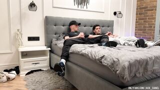 2 allies wank jointly