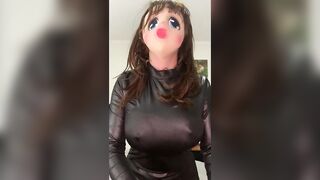 I MASTURBATE THE BOSS SO THAT GUY CAN RAISE MY SALARY????
