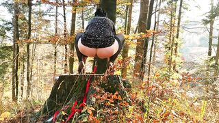 Posing with a Anal place in stuck up the butt