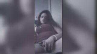 Bad hotty teasing cuz that babe's willing to be dominated