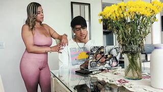 Mara calls the technical service on her computer and they bang the engineer