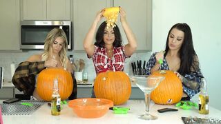 Kiki Mariah_970 Evelin Carve Pumpkins Undressed Photoshoot After