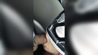 A fellatio to be bathed in cum