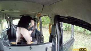 Blond wish the job of her fantasies - FaKe Taxi