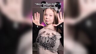 Large boobs bounce as that babe teases with tongue ?