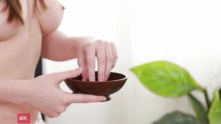 The masseuse's big titties leave no client indifferent