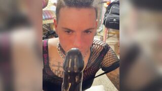 BreezyGirl DeepThroat Training Time