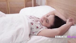 Tired hotty enters wrong bedroom and gets tempted by roommate