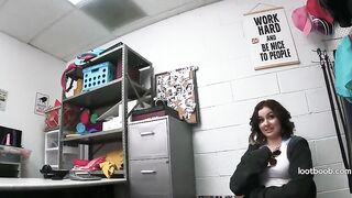 Store Thief Blows Security To Dodge Weekend Jail