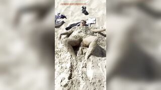 I’m Very HAWT? Playing On The NUDIST Beach With My SANDY Body?