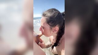 LittleFeet Loves To Play On The Beach??
