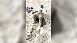 ?SAND BEAUTY? I Play With My Body In The Beach?