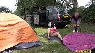Banging a festival hotty indeed hard - Fake Taxi