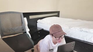 Sexy Solo-Amateur masturbating and gaping Cunt #6