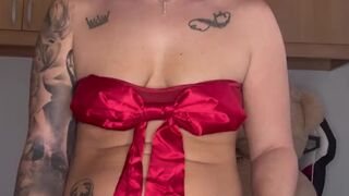 ?I Play With Yogourth And Cum So HARD??