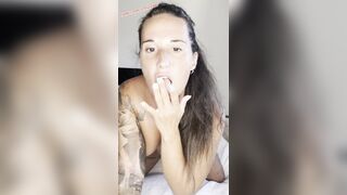?BEAUTY NASTY?Playing With A MILKY JO-BAG?