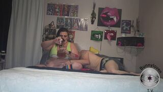 Bunny smokes and gets her snatch played with