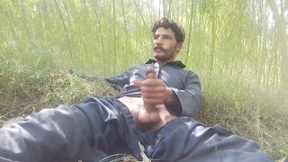 Oriental male cums for your solo male