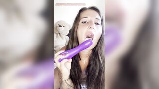 oral pleasure with cream to my vibrator?