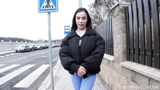 Cameraman Pleases a Wet Brunette hair