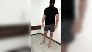 Transvestite Gives a Yummy Butt
