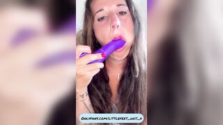 This babe Gives A Blow job With Cream To Her Toy, That babe Is Very Wicked?