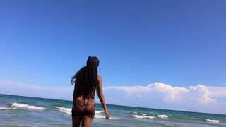 Beach pleasure with maskbarbi3