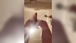 View from under.. jerking off over u.. let my enormous cum drops rain down on u