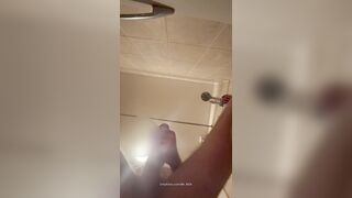 View from under.. jerking off over u.. let my enormous cum drops rain down on u