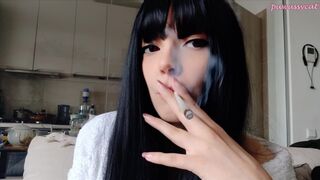 Rock Hottie Smokin' in bathrobe (full vid on my 0nlyfans/ManyVids)