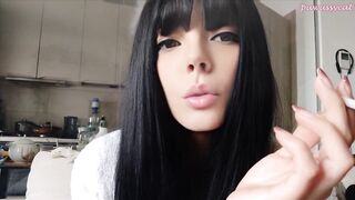 Rock Hottie Smokin' in bathrobe (full vid on my 0nlyfans/ManyVids)