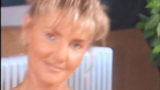 Geile Mutter angeleckt und Oral sex