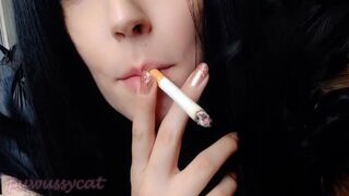 Alternative Angel Close Up Smokin' (full vid on my 0nlyfans/ManyVids)