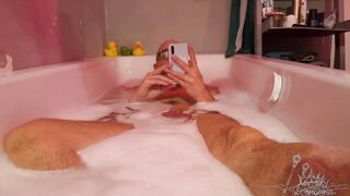 Voyeur/Spion guck wieder beim baden zu, Nippeltease macht mich hart