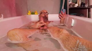 Voyeur/Spion guck wieder beim baden zu, Nippeltease macht mich hart