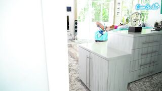 Breasty Stepsister Tricked Into Banging Stepbro With Her VR Glasses On