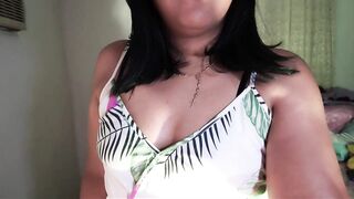ALLISON VEGA AMATEUR mother I'd like to fuck FEEDING ON THICK CUM STREAM