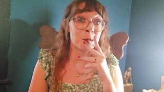 Redhead MILFs wicked smokin' fetish habits