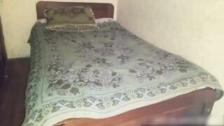 me jalo la verga y me toco mi pene me masturbo