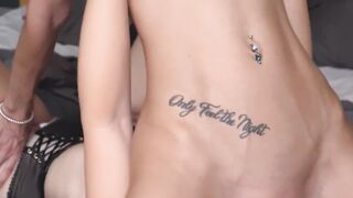 Perfect Mom and Daughter please each other