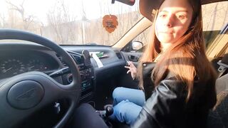 Picked up a bitch – risky car blow job with cum swallowing