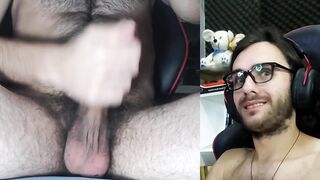 Large load from a homo Argentine man. Homemade amateur, hirsute.