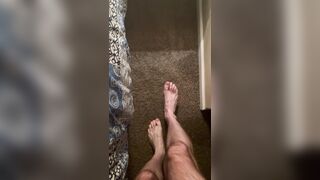 Large Bushy Feet