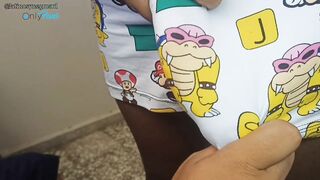 I suck my neighbour's biggest thick penis and I love it when that guy hits me in the face.